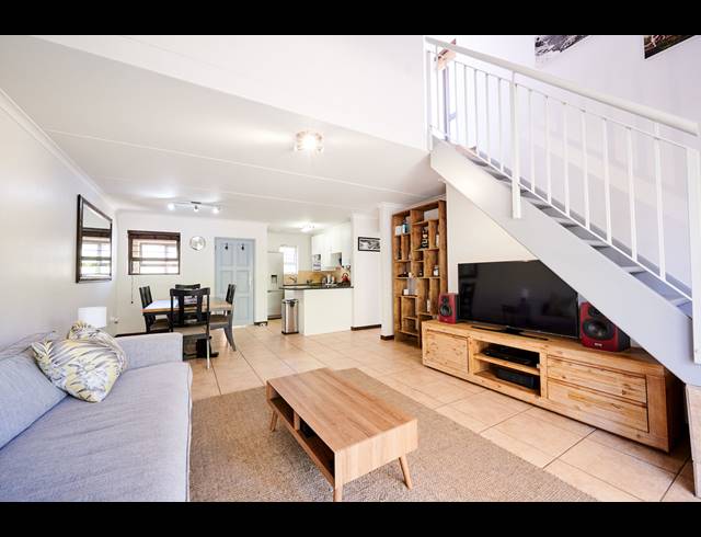 3 BEDROOM DUPLEX SOLD IN SUNNINGHILL